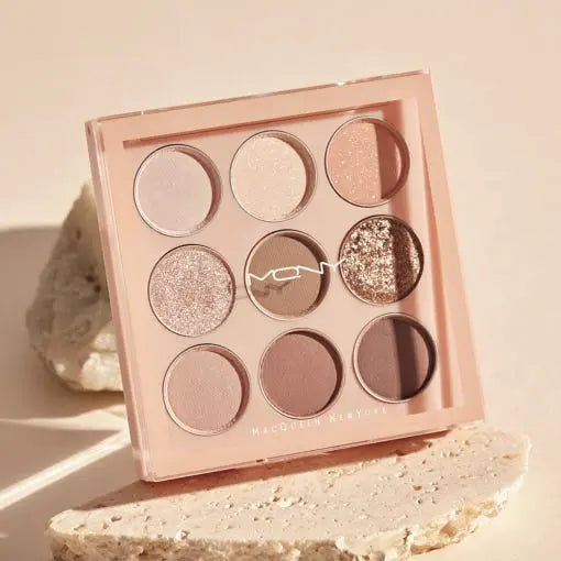 MACQUEEN New York 1001 Tone-On-Tone Shadow Palette Pro 9 9g 